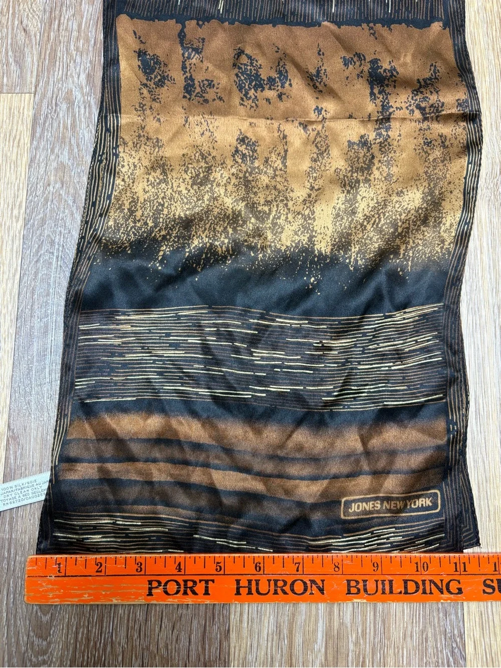 Lightweight Brown and Black Scarf
